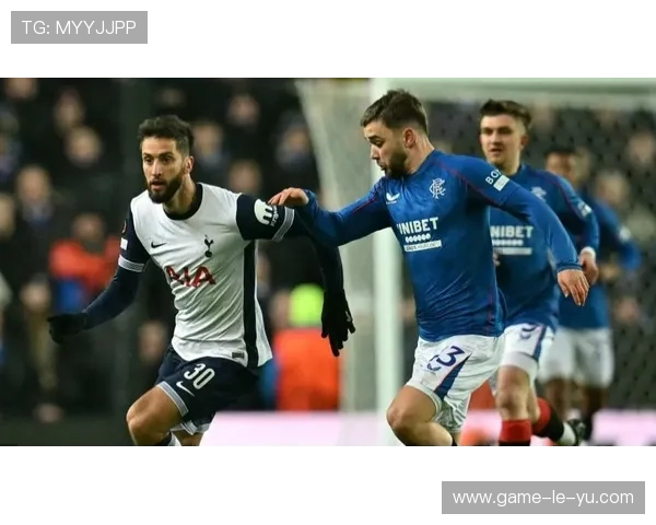 特尔爆射扳平比分，热刺青年军闪耀